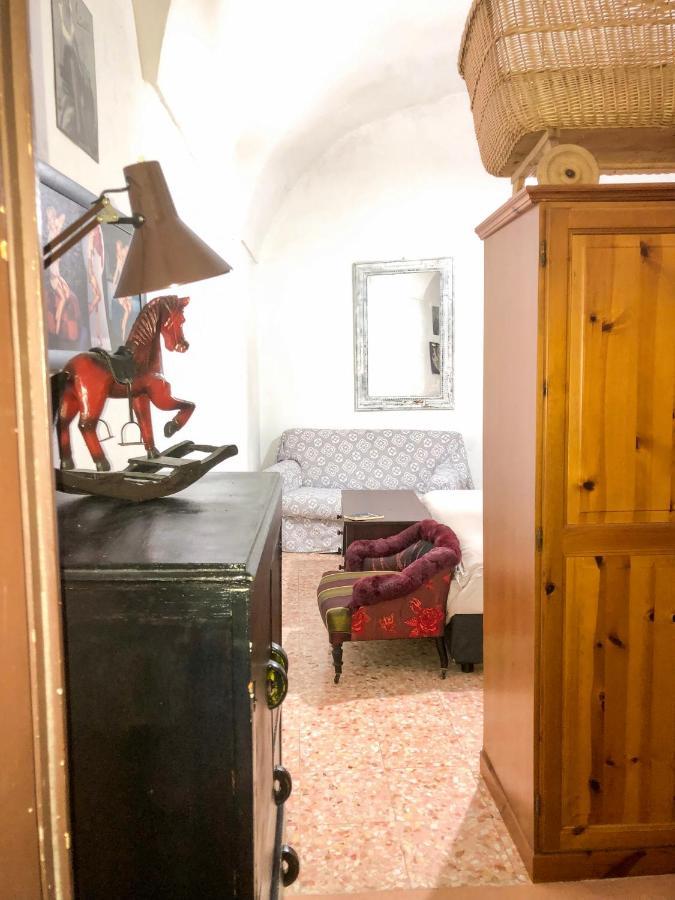 Appartement La Casa Di Vasco Bussana Vecchia à San Remo Extérieur photo