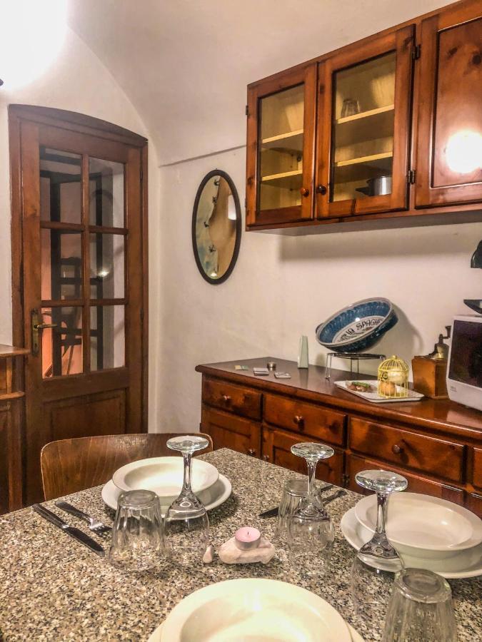 Appartement La Casa Di Vasco Bussana Vecchia à San Remo Extérieur photo