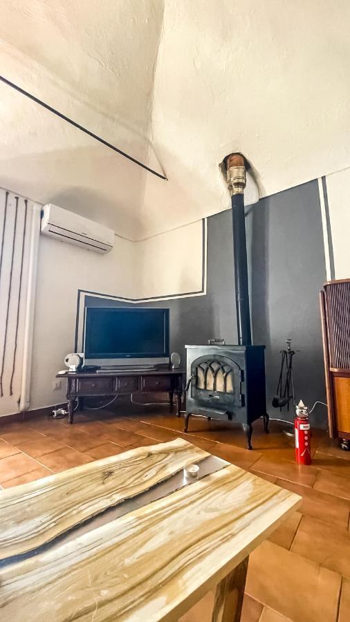 Appartement La Casa Di Vasco Bussana Vecchia à San Remo Extérieur photo